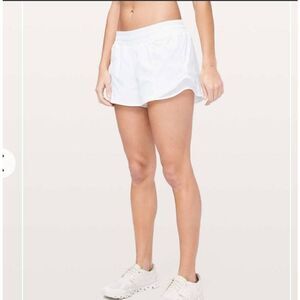 Lululemon Hotty Hot Short II Long Size 6